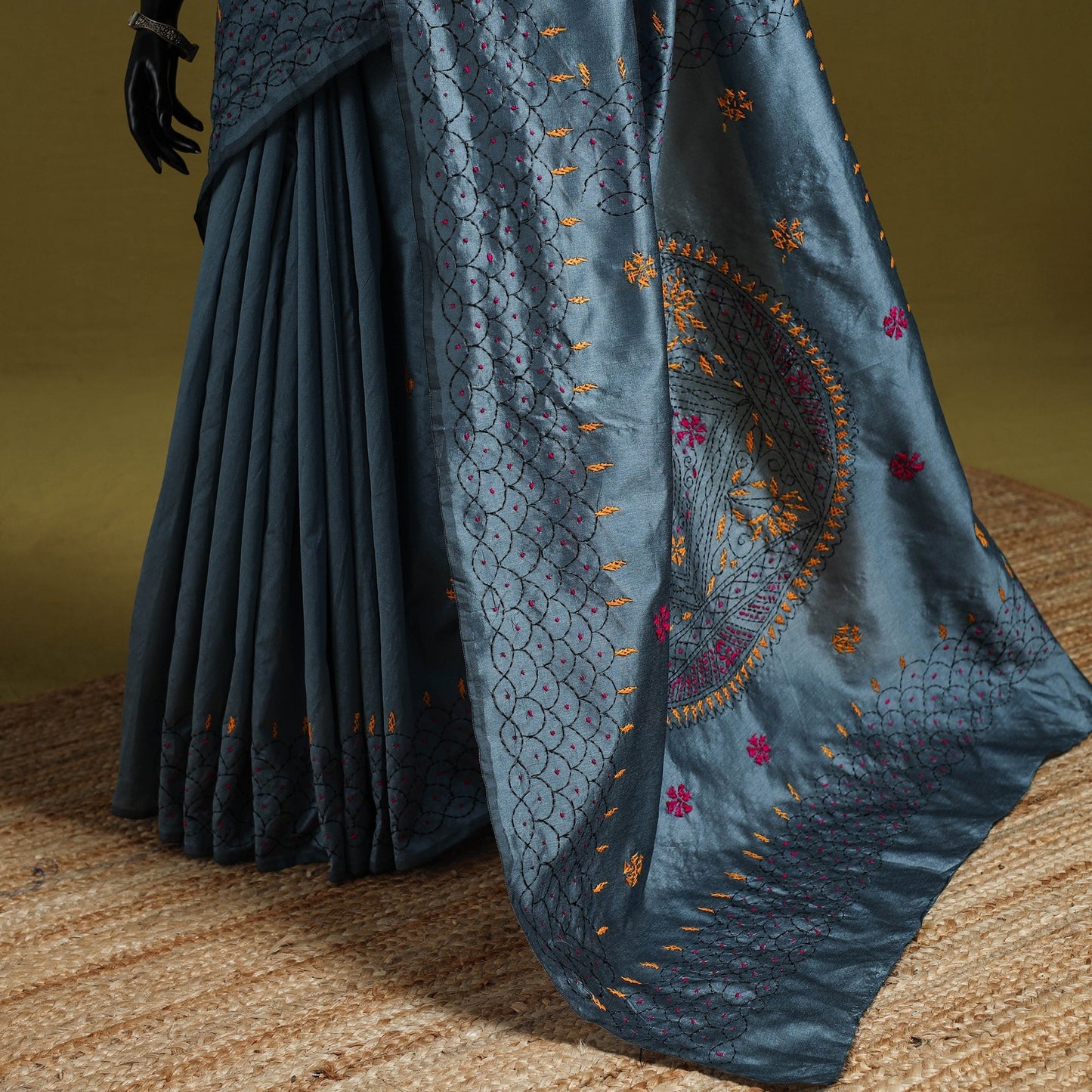 Bengal hand embroidery silk nakshi kantha saree 46