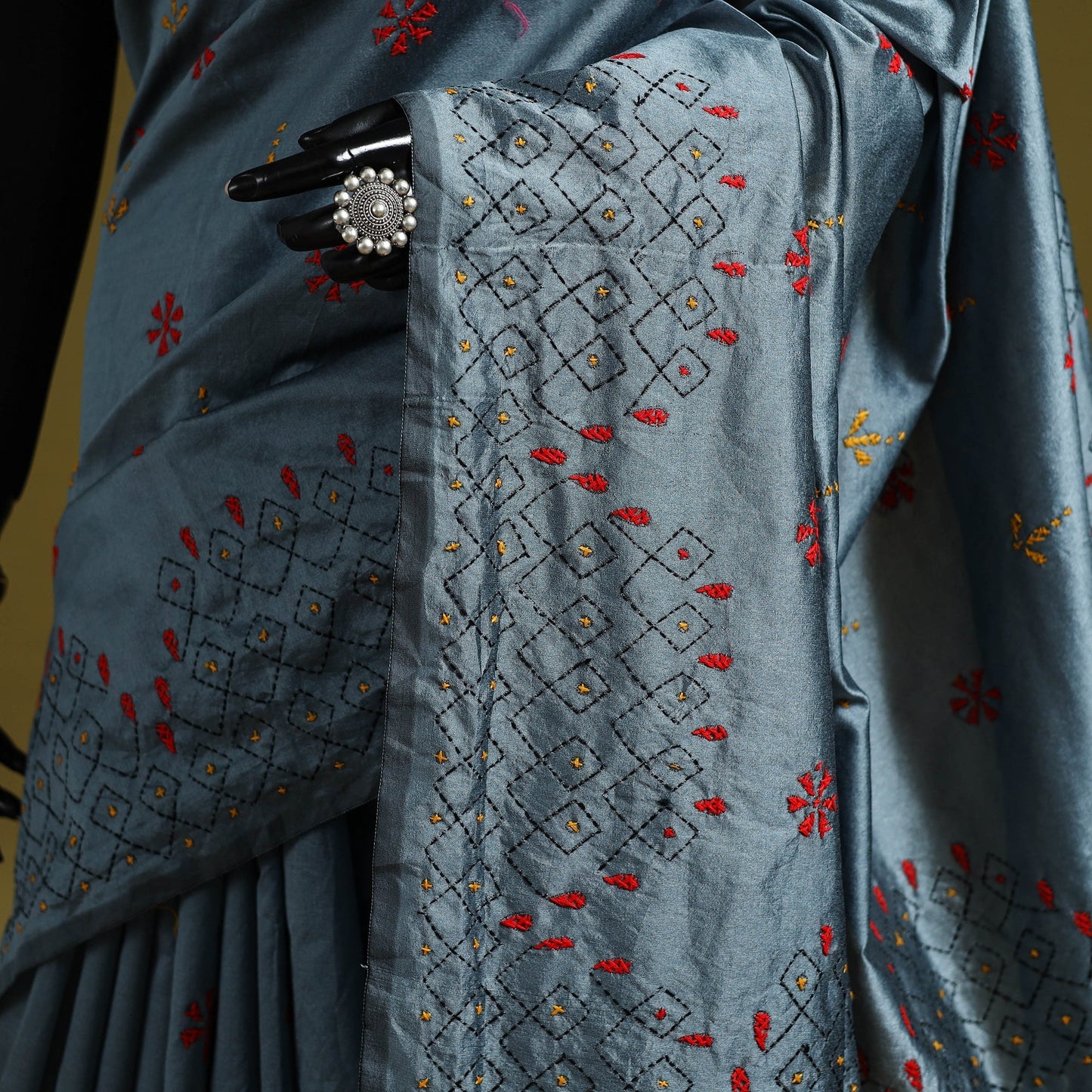 Bengal hand embroidery silk nakshi kantha saree 47