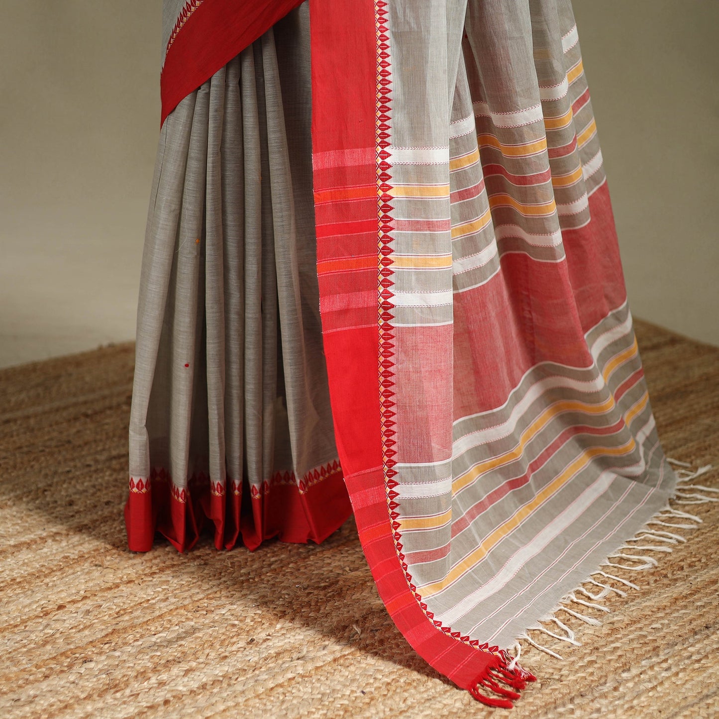 Bengal handwoven cotton begumpuri saree 01 - handcrafted