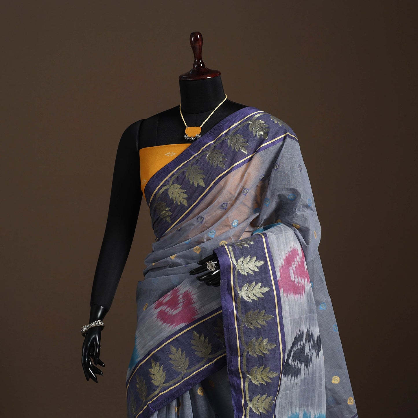 Grey - bengali tant saree with matching jewellery & blouse