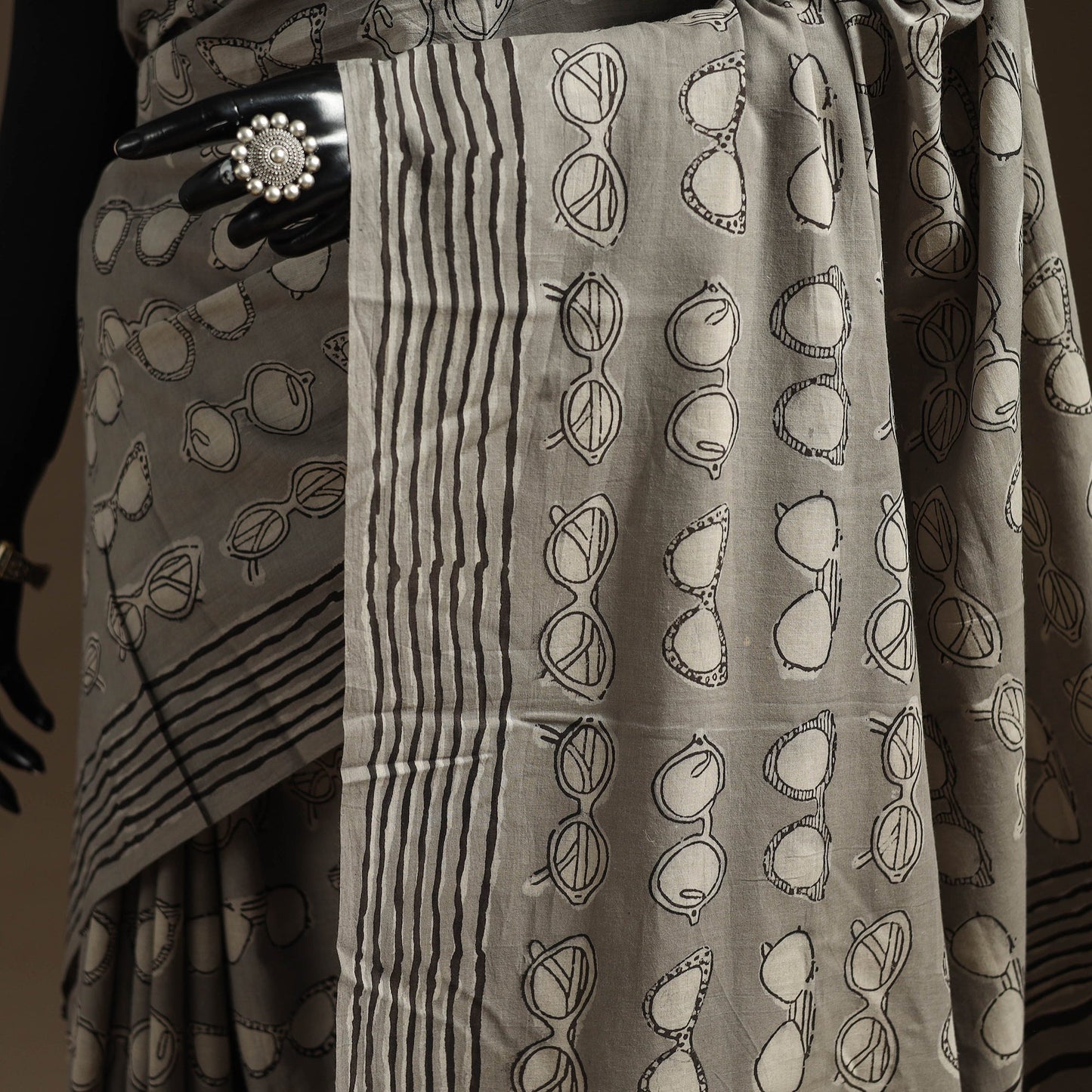 Grey - bindaas art natural dyed cotton saree 09
