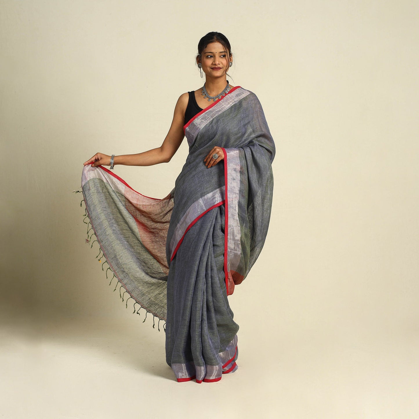  Grey Bishnupur Linen Handloom Saree from Bengal