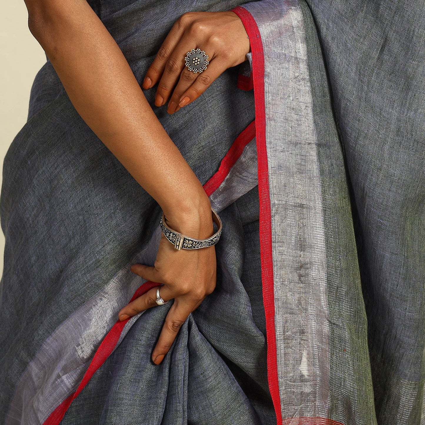  Grey Bishnupur Linen Handloom Saree from Bengal