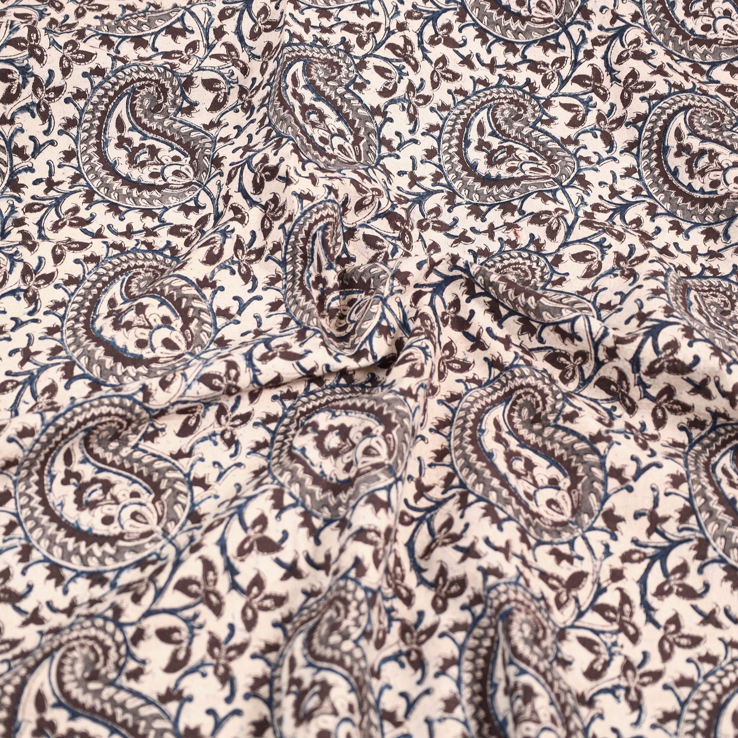 Buy Pedana Kalamkari Block Printed Cotton Double Bed Cover (111 x 91 in) 02 Online at iTokri.com