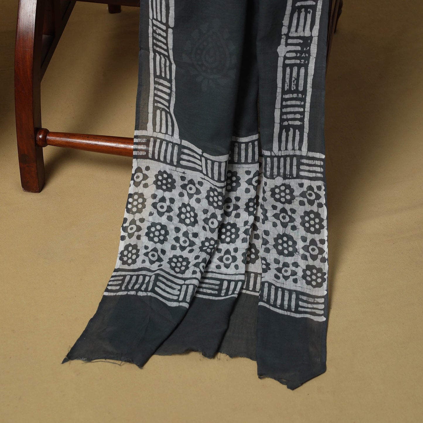 Cotton hand batik 3pc unstitched dress material 04