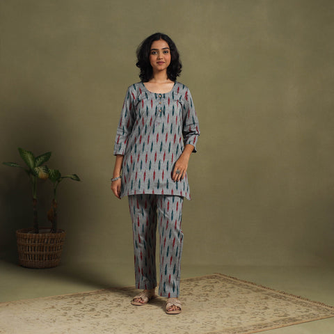 Grey Cotton Pochampally Ikat Night Suit Set