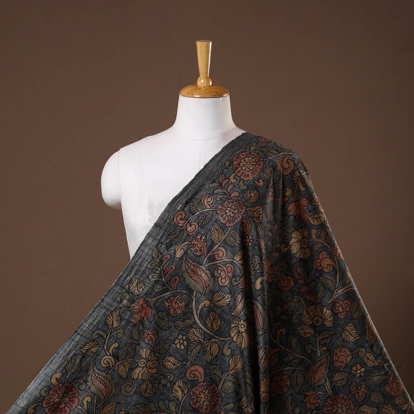 Grey - desi tussar silk handpainted srikalahasti pen