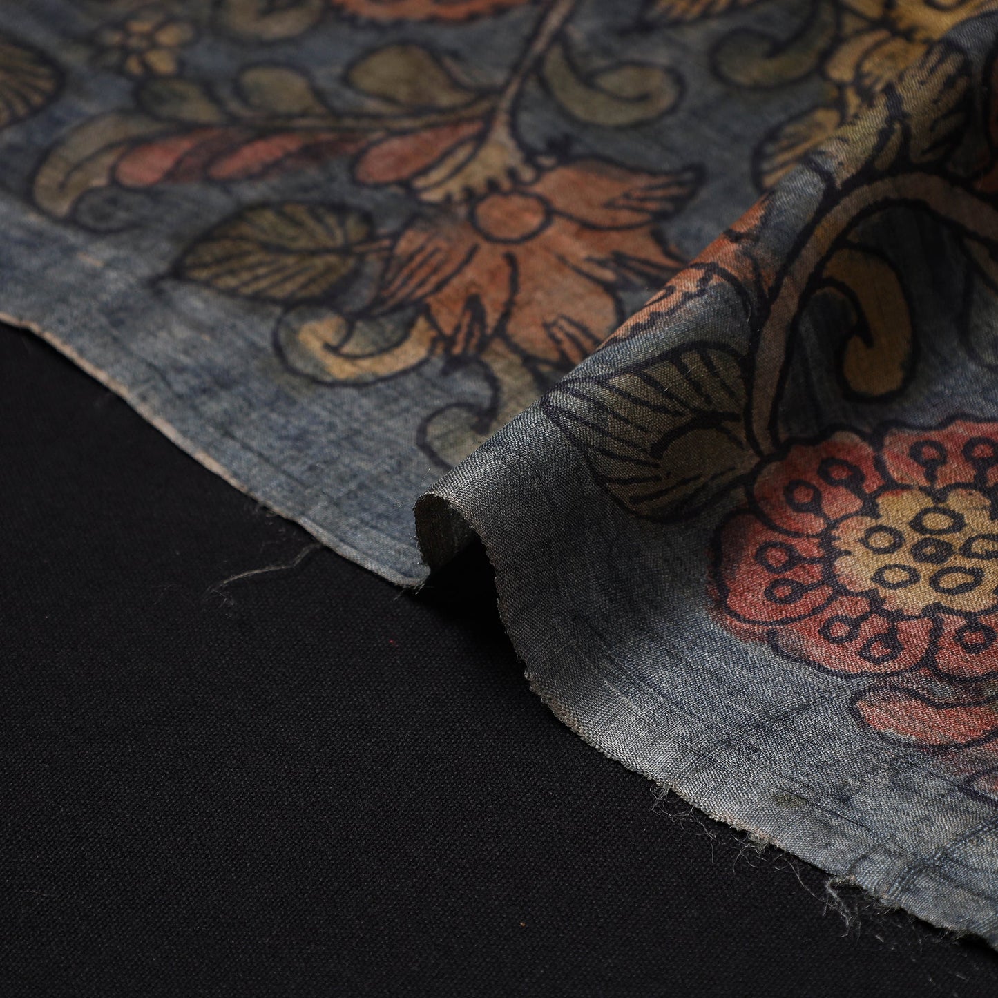 Grey - desi tussar silk handpainted srikalahasti pen