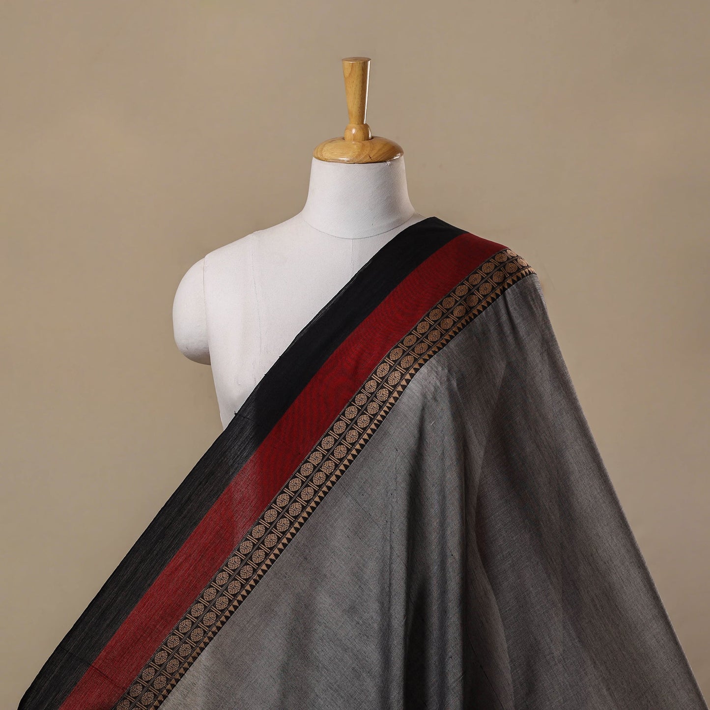 Dharwad cotton fabric with border 28 - handcrafted