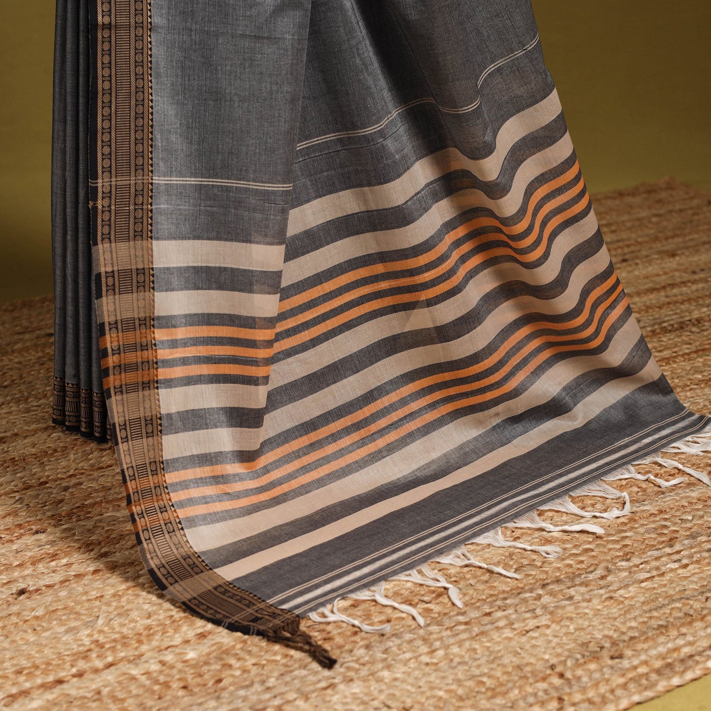 Grey - dharwad cotton saree with border 05 - handcrafted