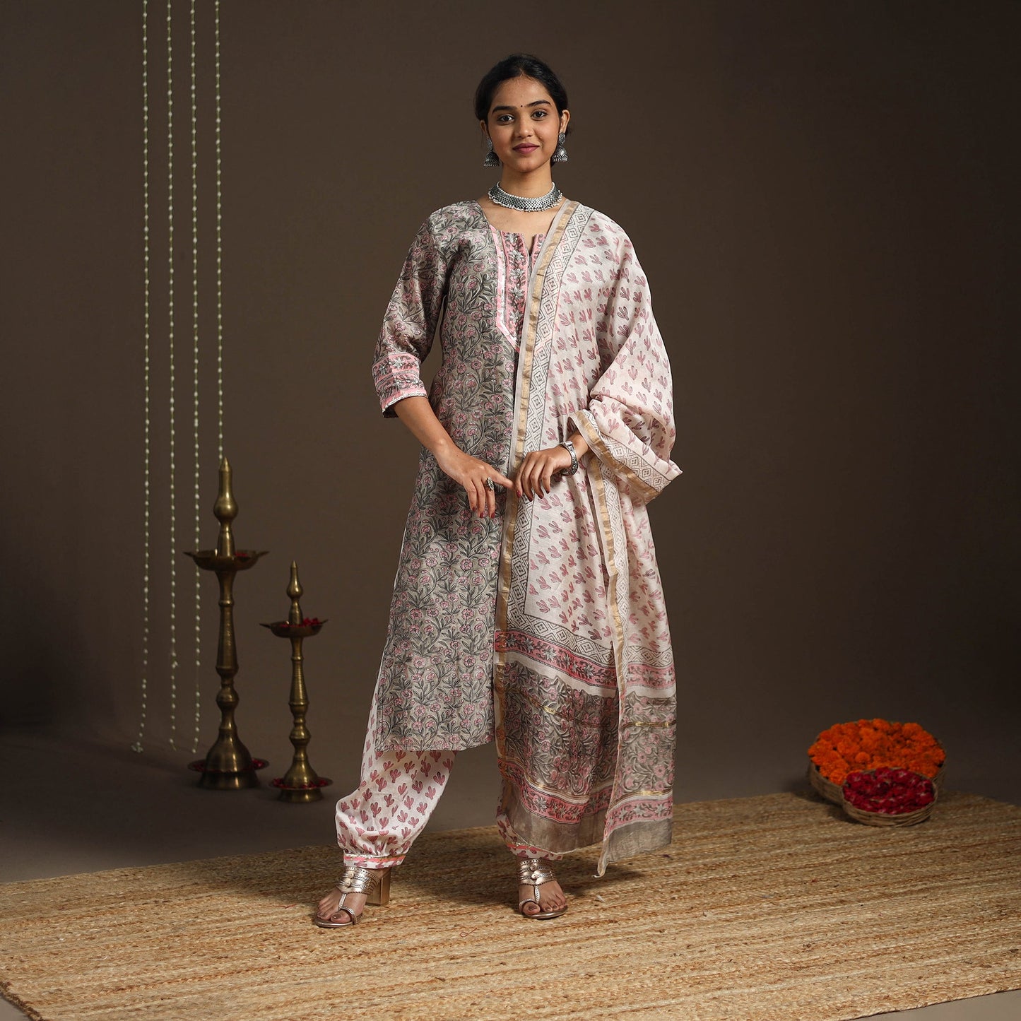 Grey - gota work chanderi silk sanganeri kurta set (set