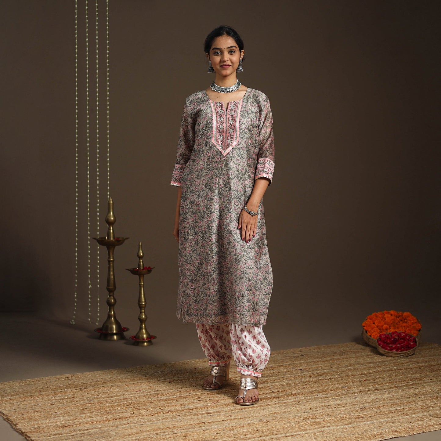 Grey - gota work chanderi silk sanganeri kurta set (set