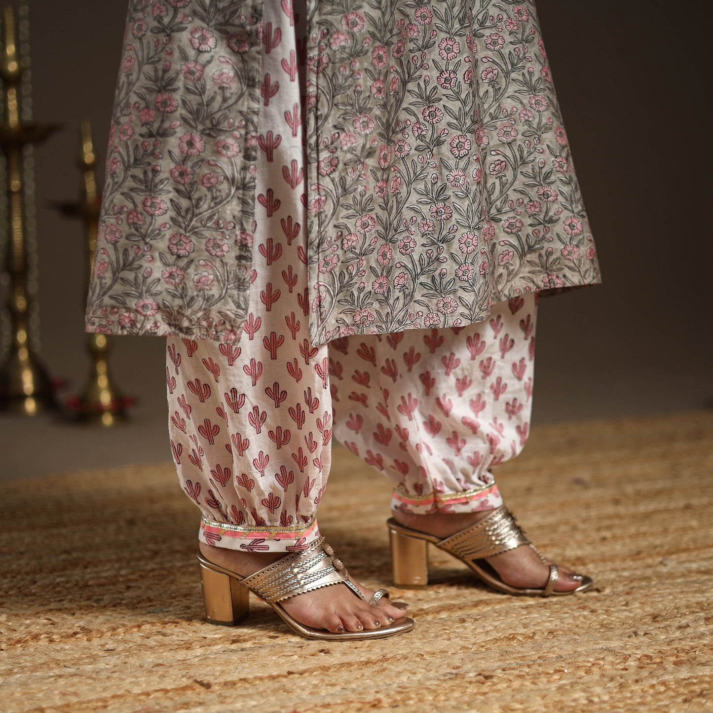 Grey - gota work chanderi silk sanganeri kurta set (set