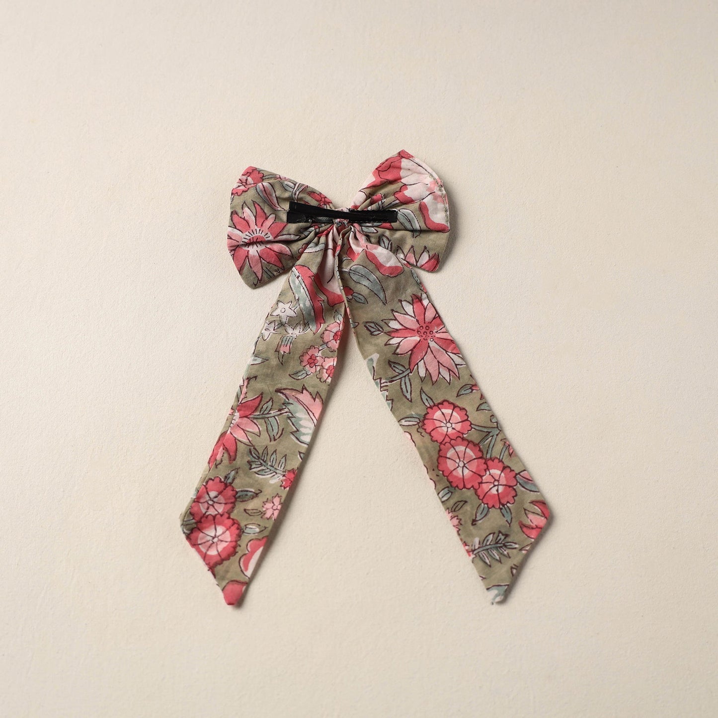 Green Handmade Fabric Bow Hair Clip