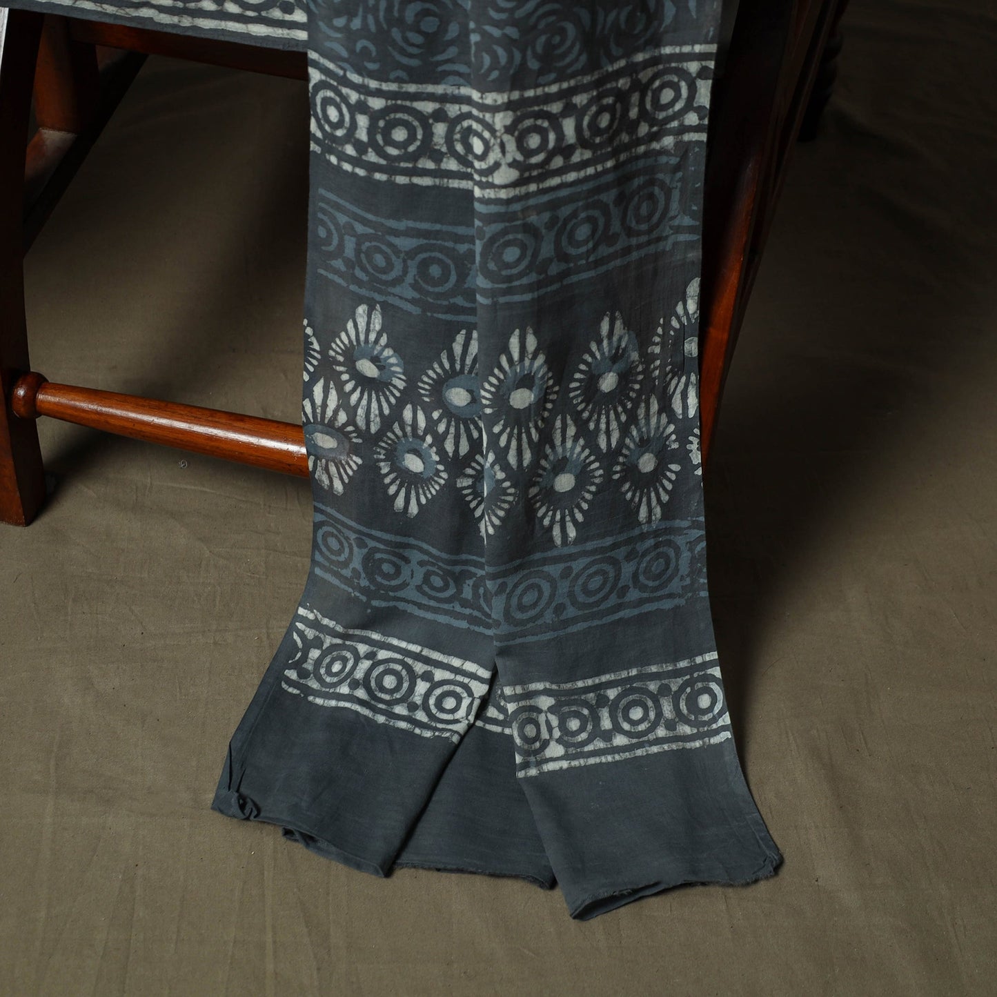 Hand block batik print cotton 3pc unstitched dress material