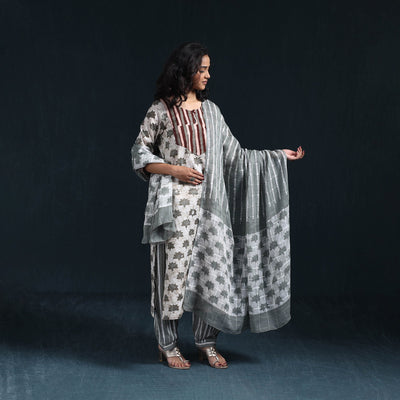 Hand batik cotton suit set with dupatta for women 07