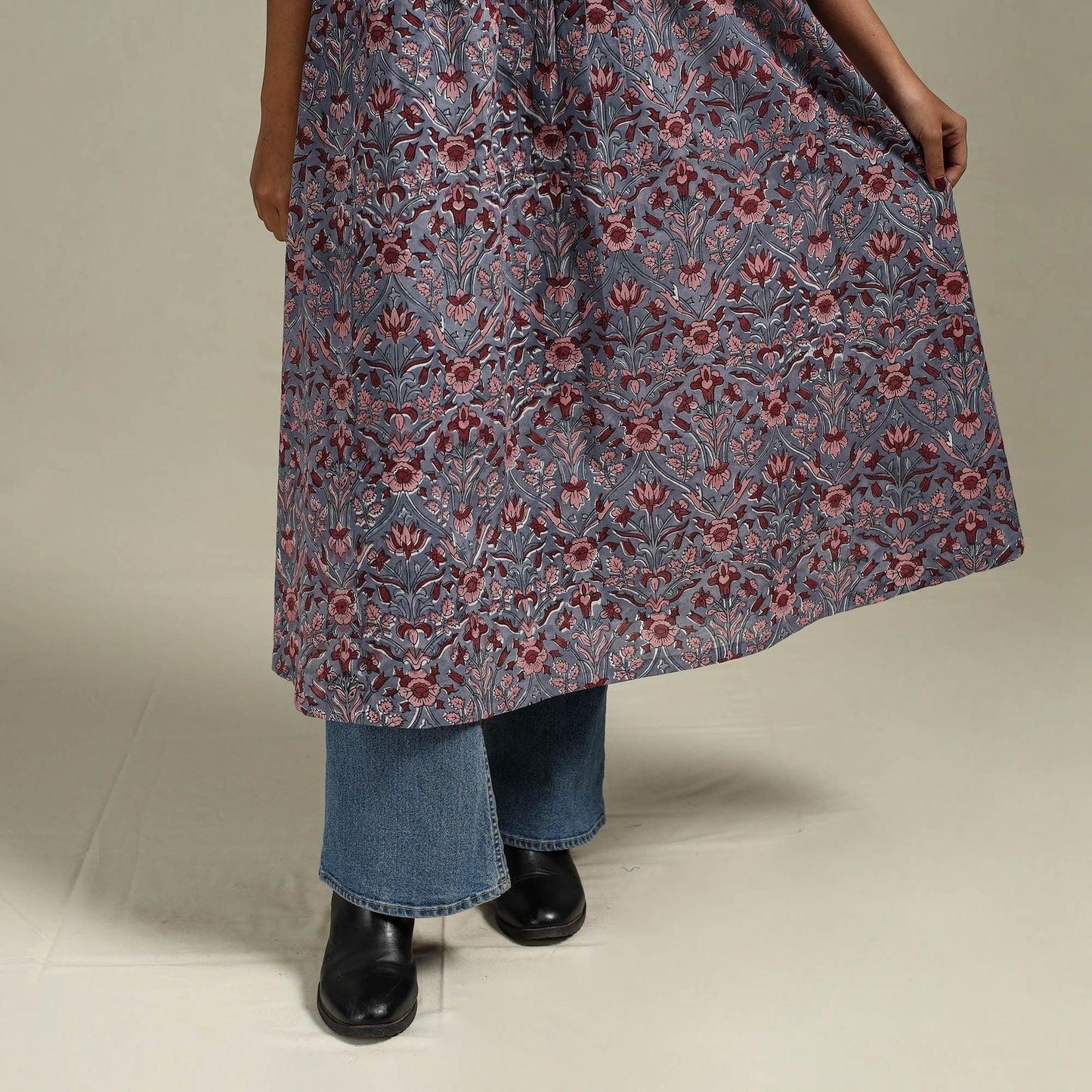 Hand cotton a-line sanganeri kurta for women 05