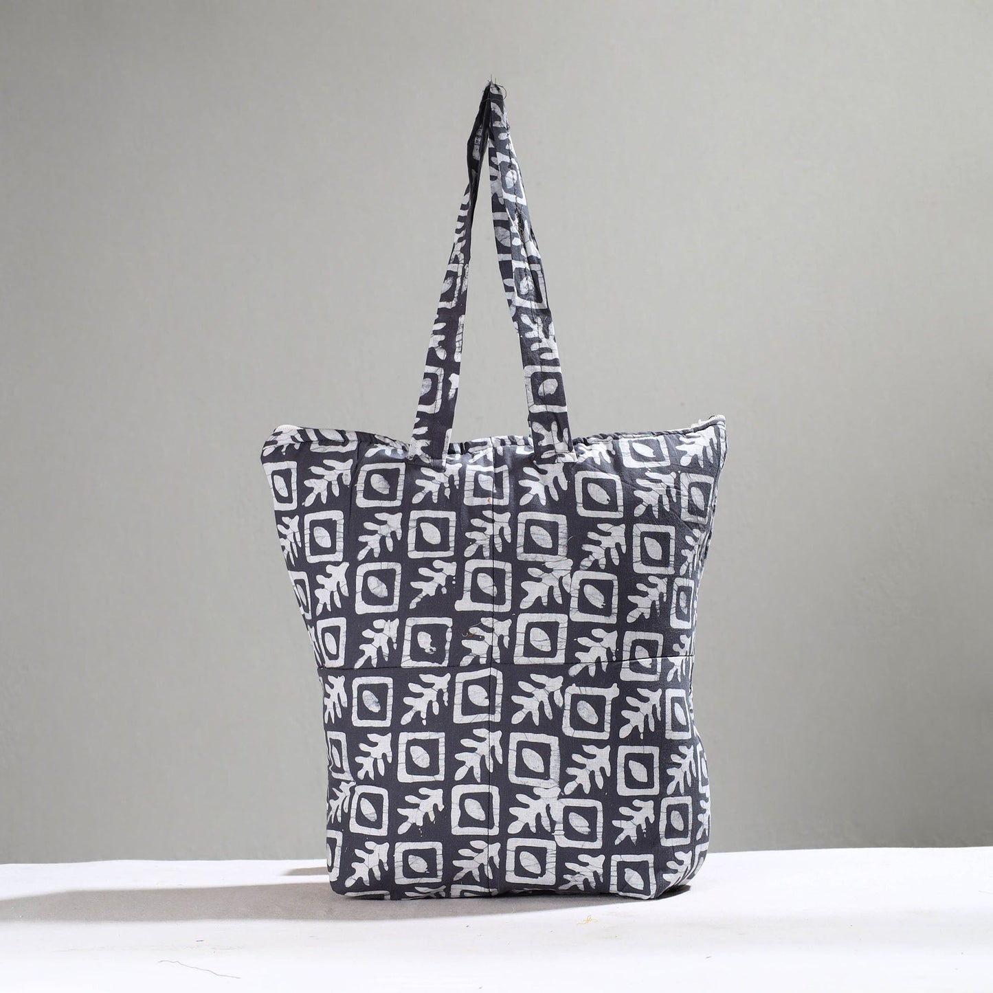 Grey Handcrafted Batik Printed Cotton Hand Bag 01