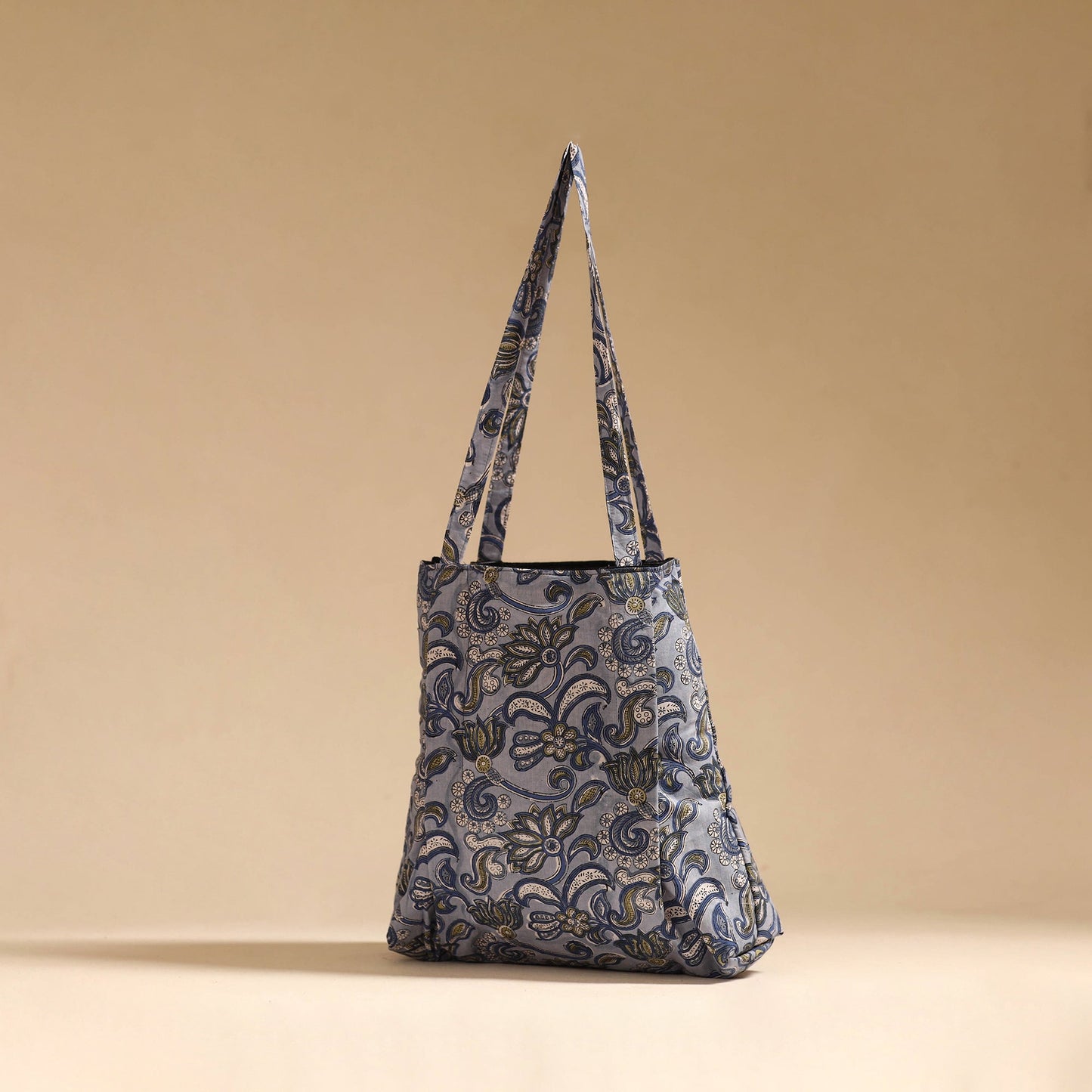 Handcrafted fabric jhola bag 20