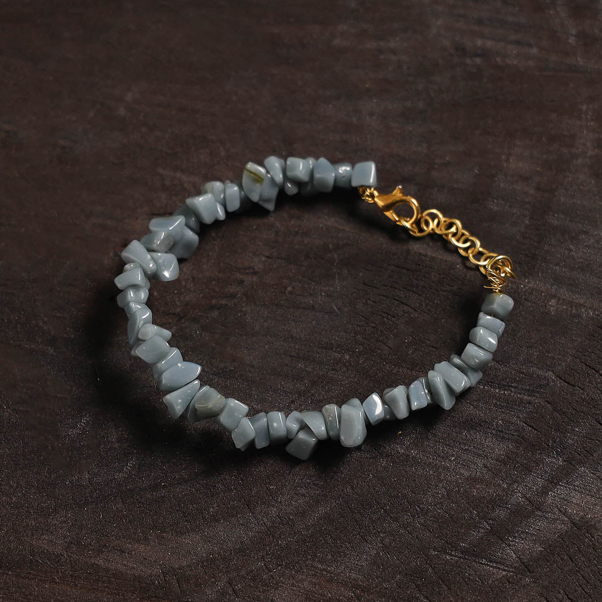 Handcrafted glass stone bracelet 01