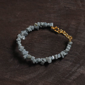 Handcrafted glass stone bracelet 01