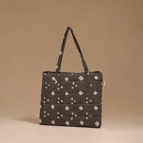 Handcrafted quilted handbag 95