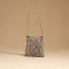 Handcrafted quilted sling bag 08
