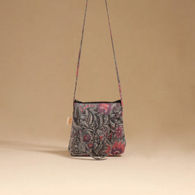 Handcrafted quilted sling bag 22