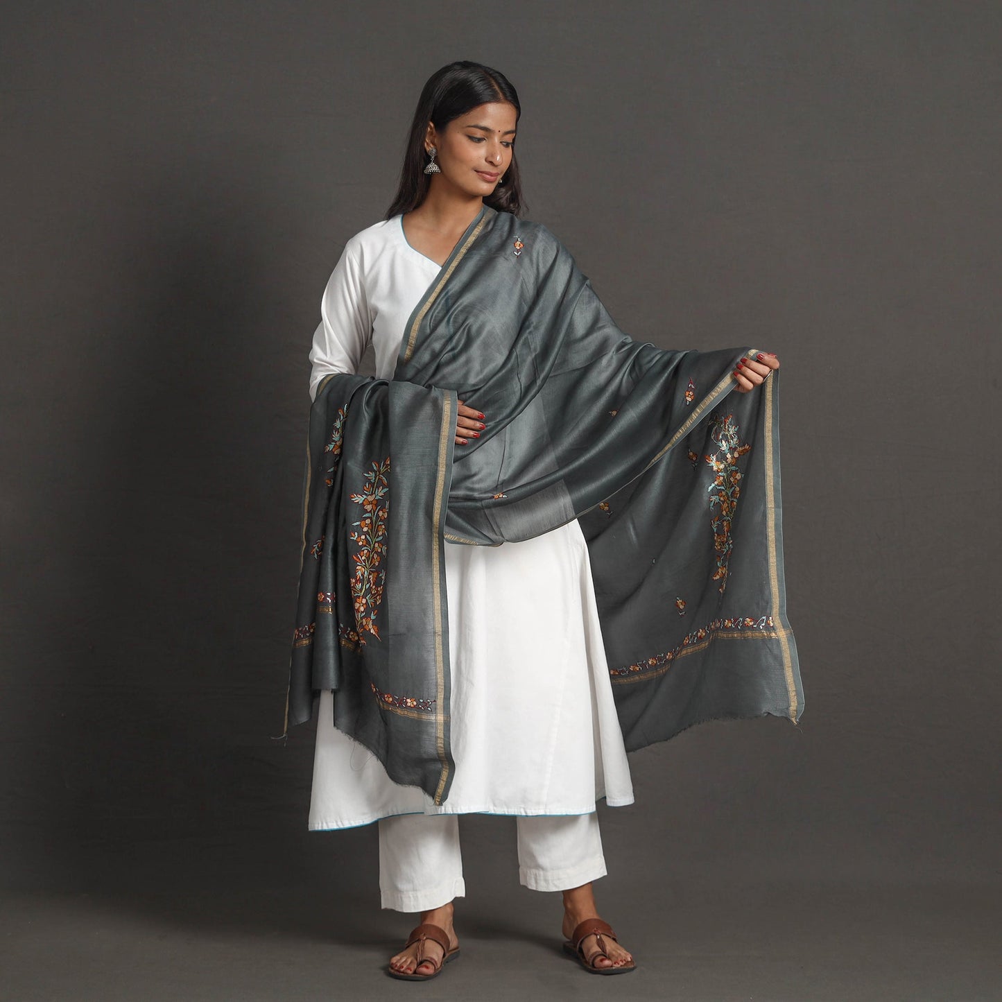 Grey - handloom chanderi silk kashida embroidery dupatta 13