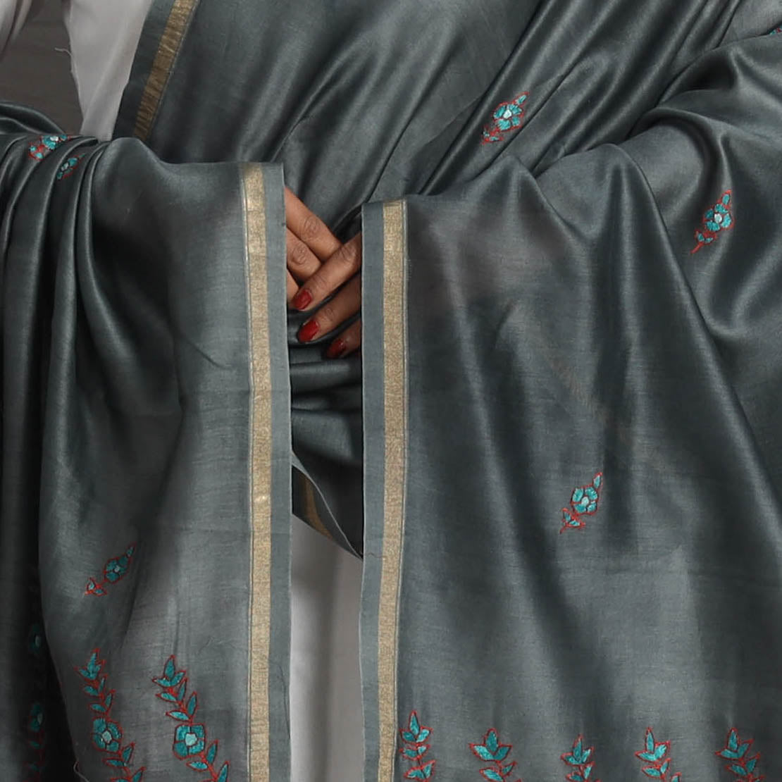 Buy Grey Handloom Chanderi Silk Kashida Embroidery Dupatta Online