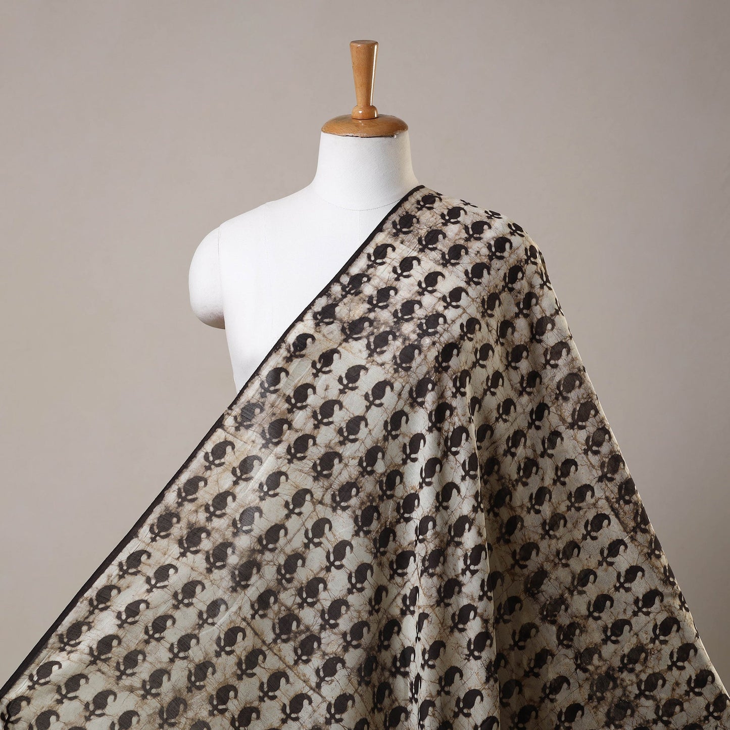 Grey Block Print Handloom Chanderi Silk Pipad Fabric