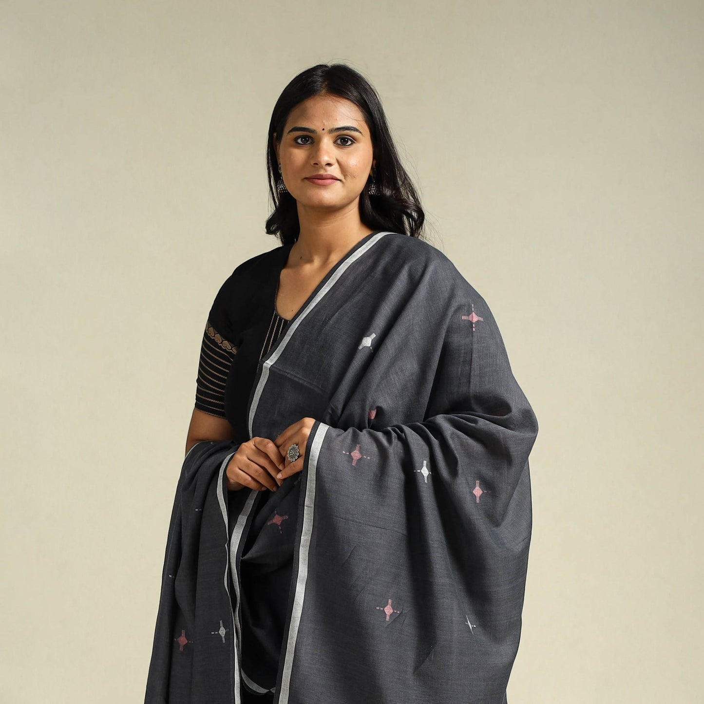 Grey - handloom cotton bengal jamdani dupatta 15