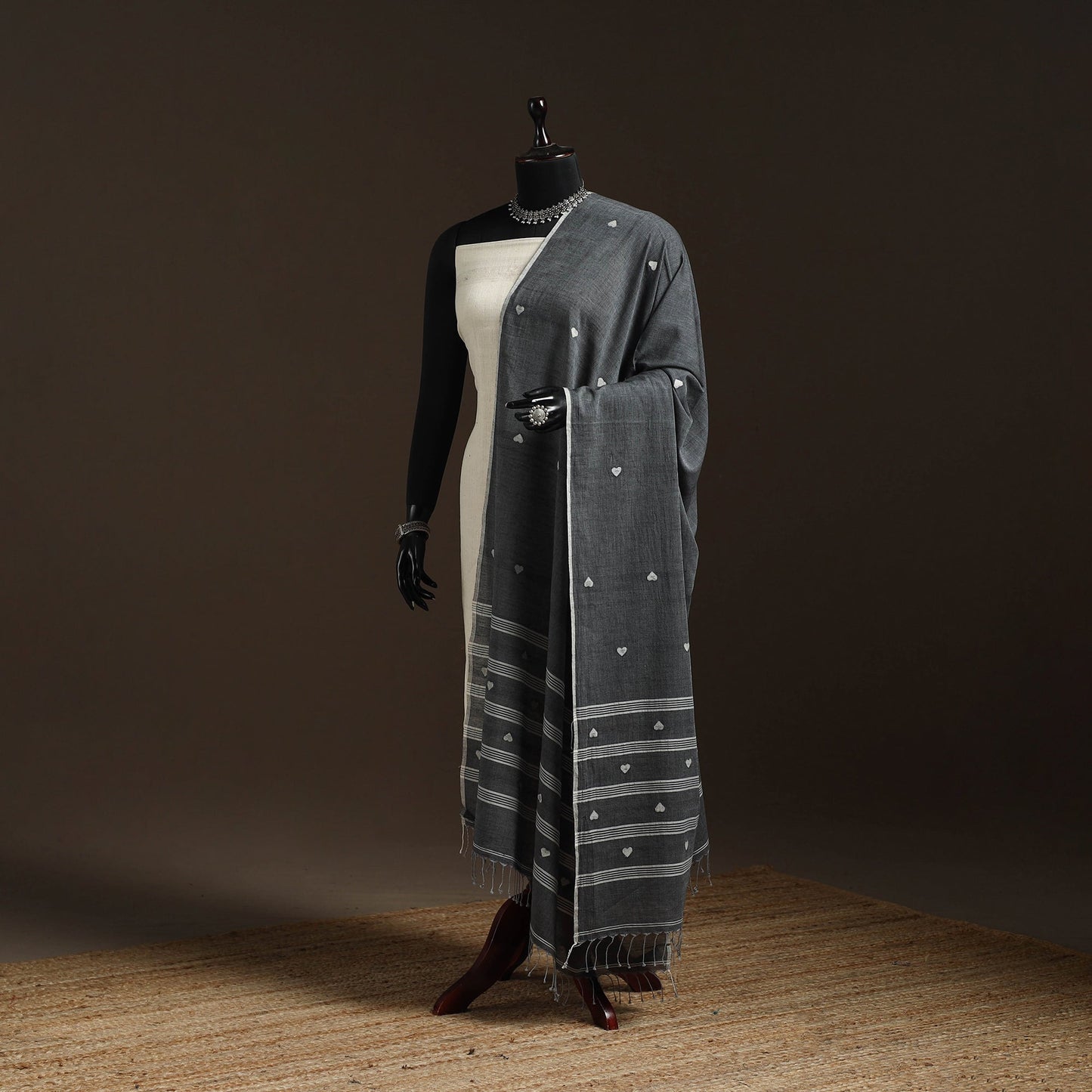 Handloom cotton bengal jamdani dupatta 20 - handcrafted