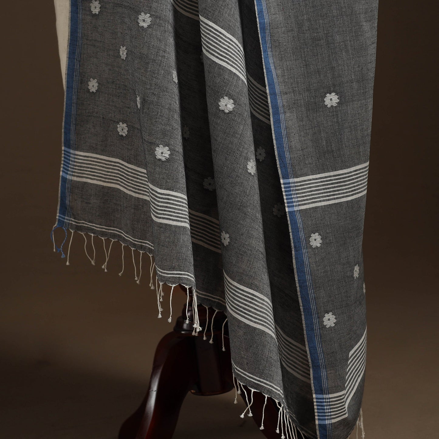 Grey Handloom Cotton Burdwan Jamdani Dupatta
