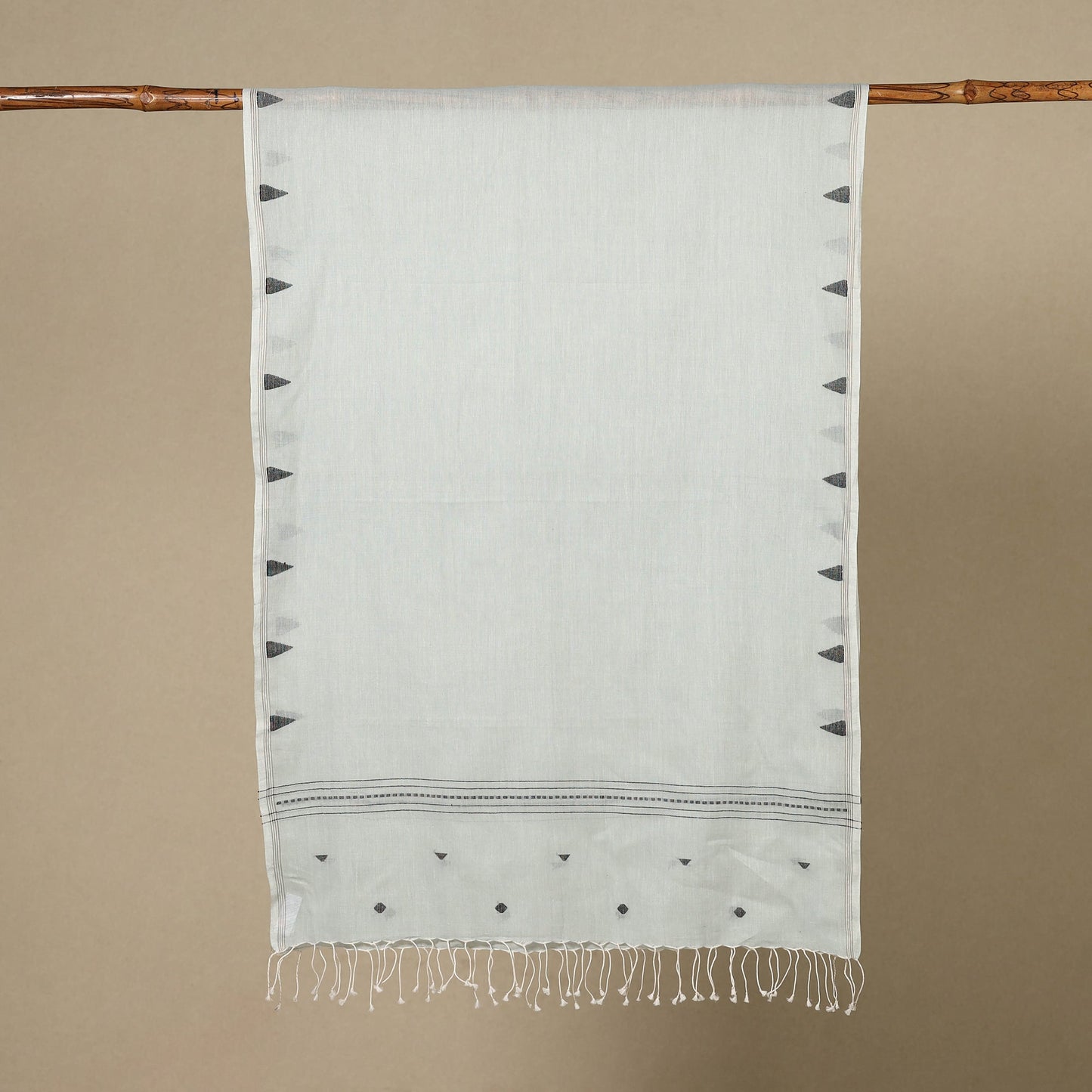 Grey - handloom cotton phulia jamdani stole with tassels 12
