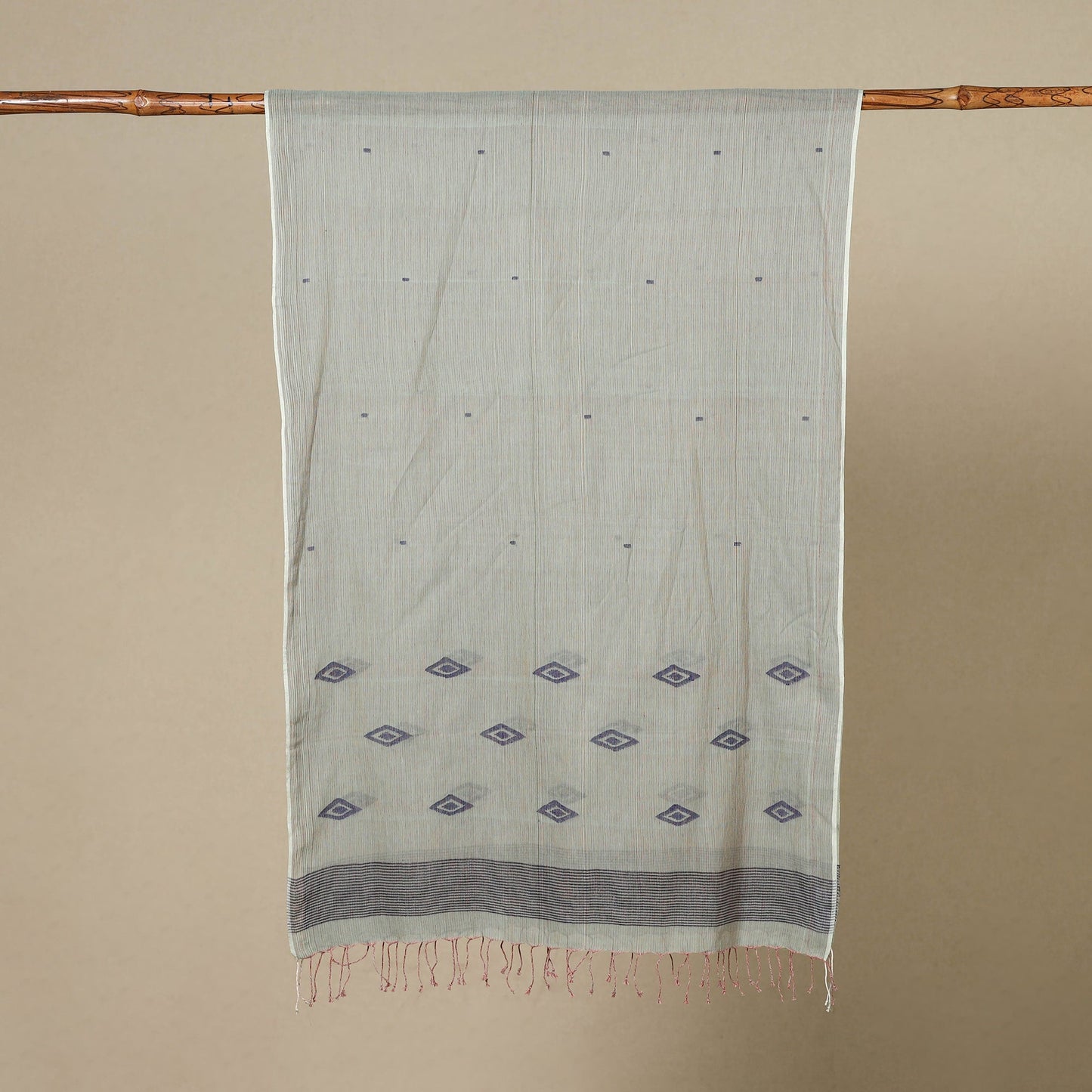 Grey - handloom cotton phulia jamdani stole with tassels 32