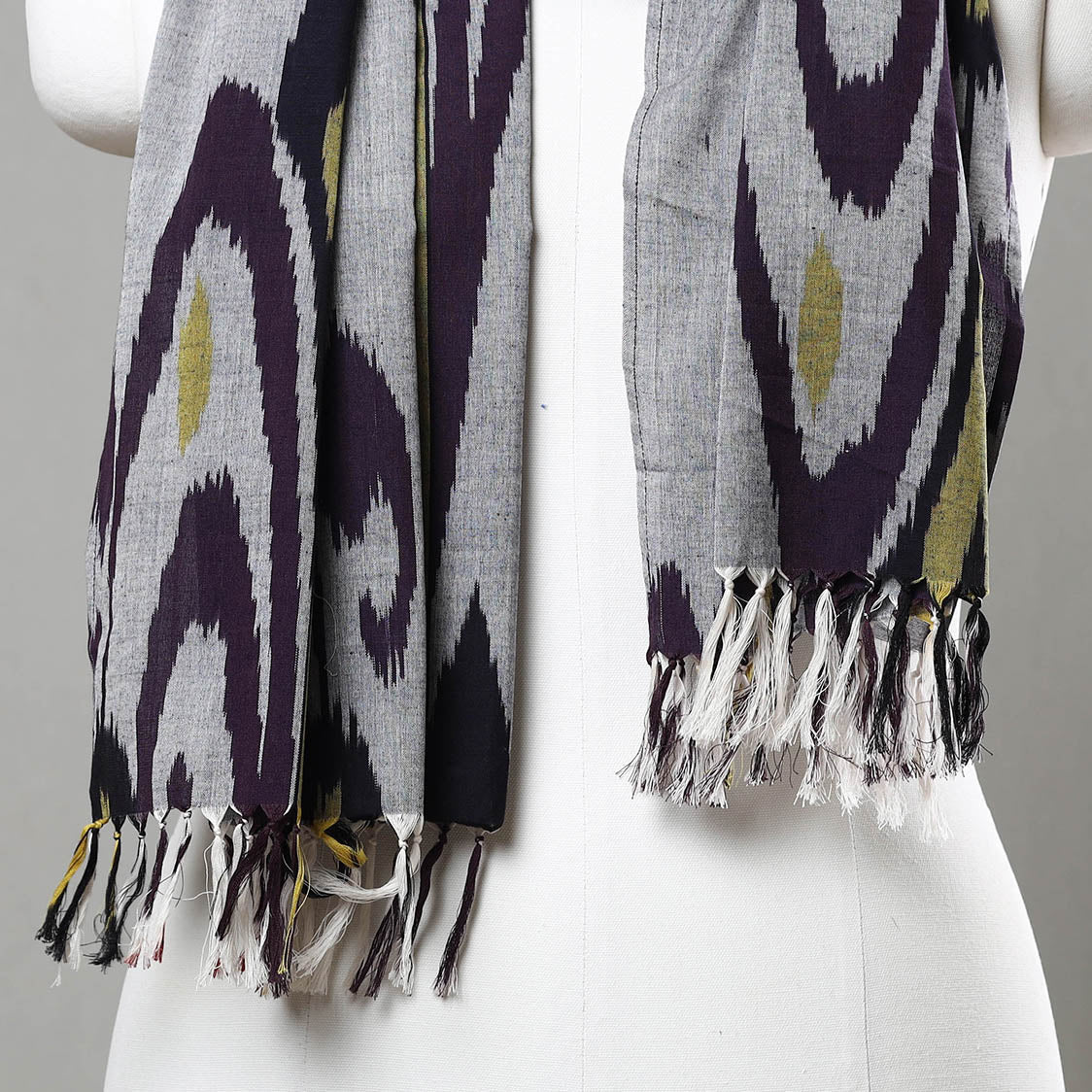 Buy Handloom Cotton Pochampally Central Asian Ikat Stole
