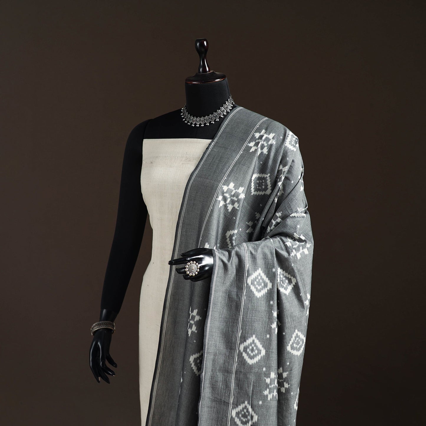 Handloom cotton pochampally ikat dupatta 05 - handcrafted