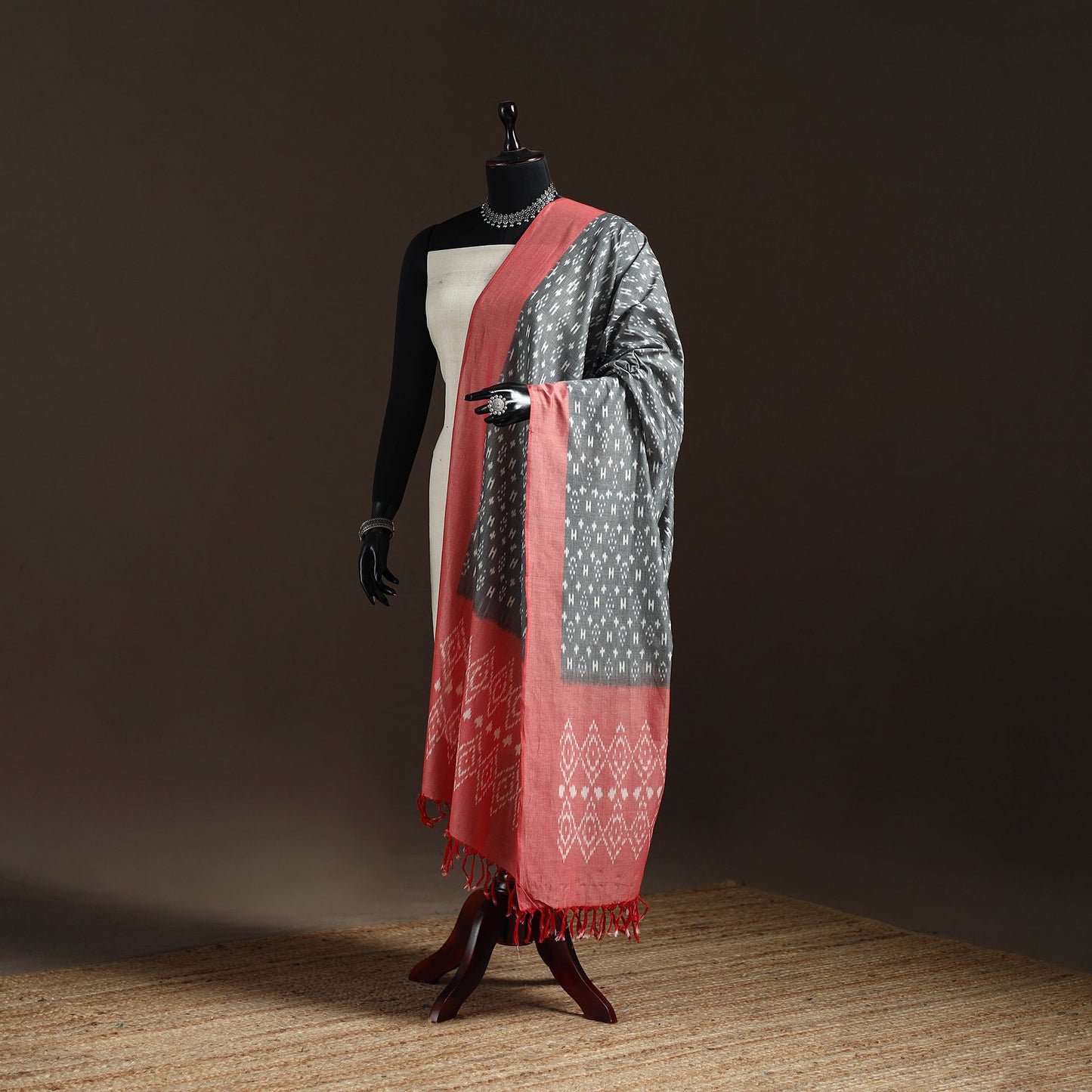 Handloom cotton pochampally ikat dupatta 09 - handcrafted