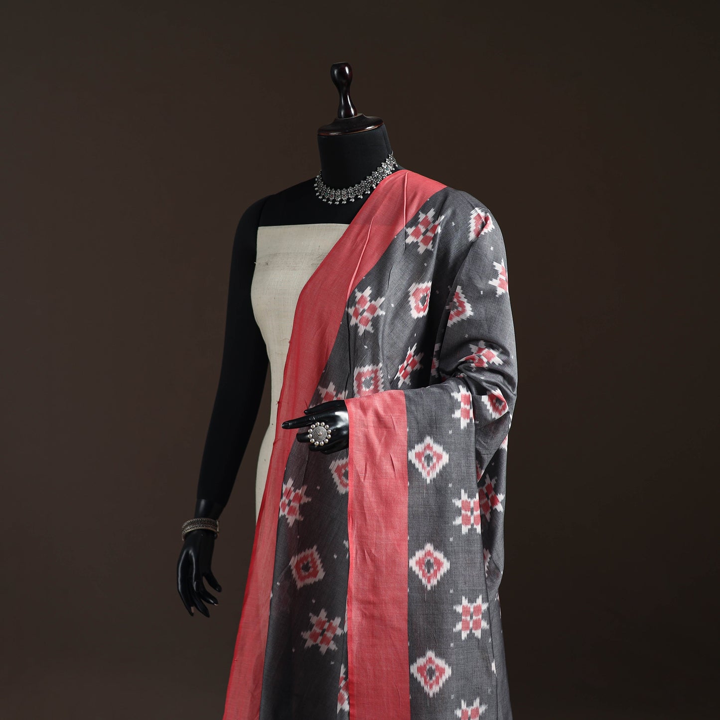 Handloom cotton pochampally ikat dupatta 12 - handcrafted