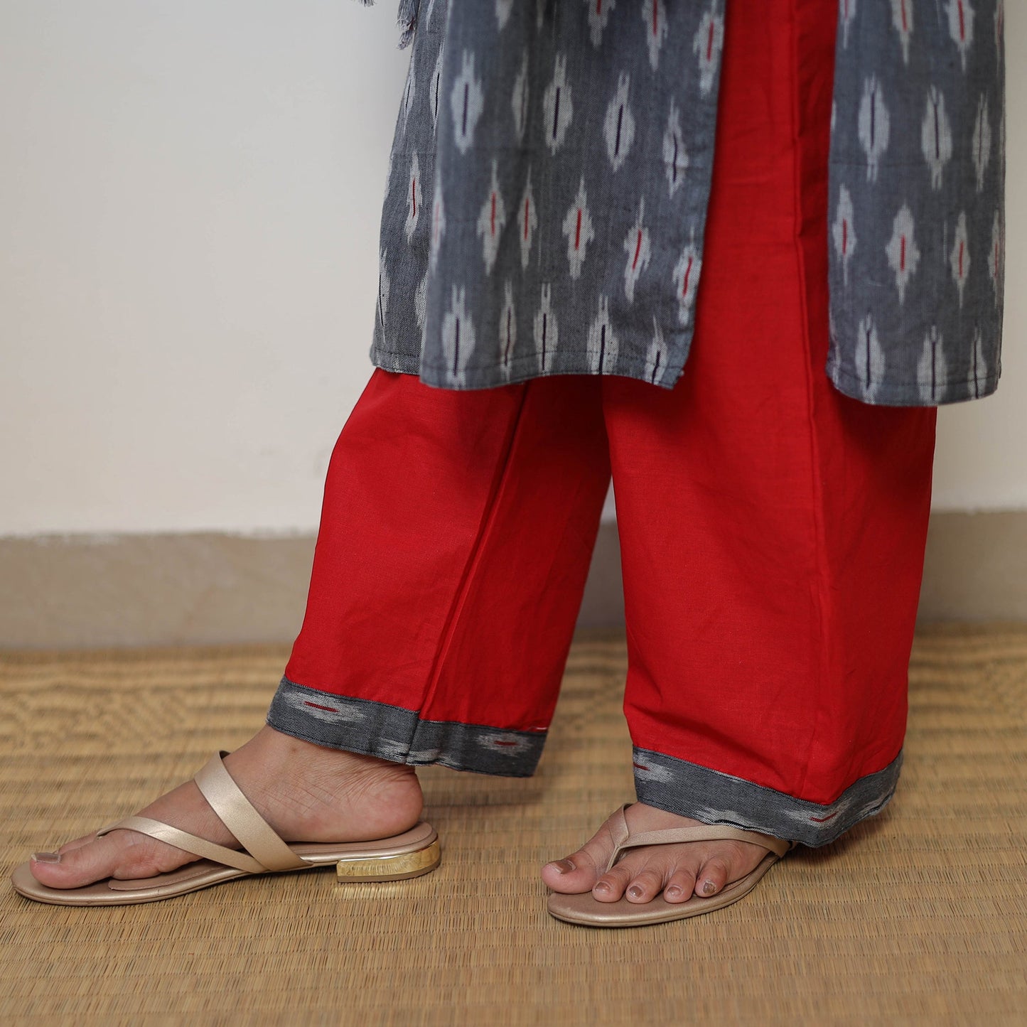 Buy Grey Handloom Cotton Pochampally Ikat Kurta Set Online