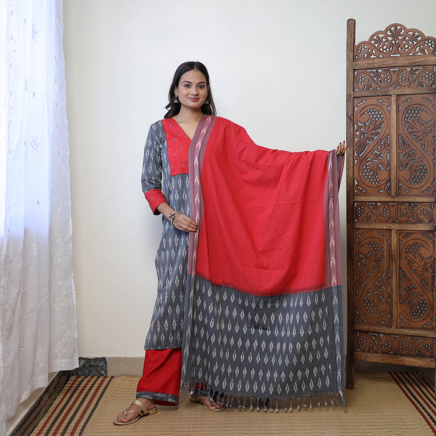 Buy Grey Handloom Cotton Pochampally Ikat Kurta Set Online