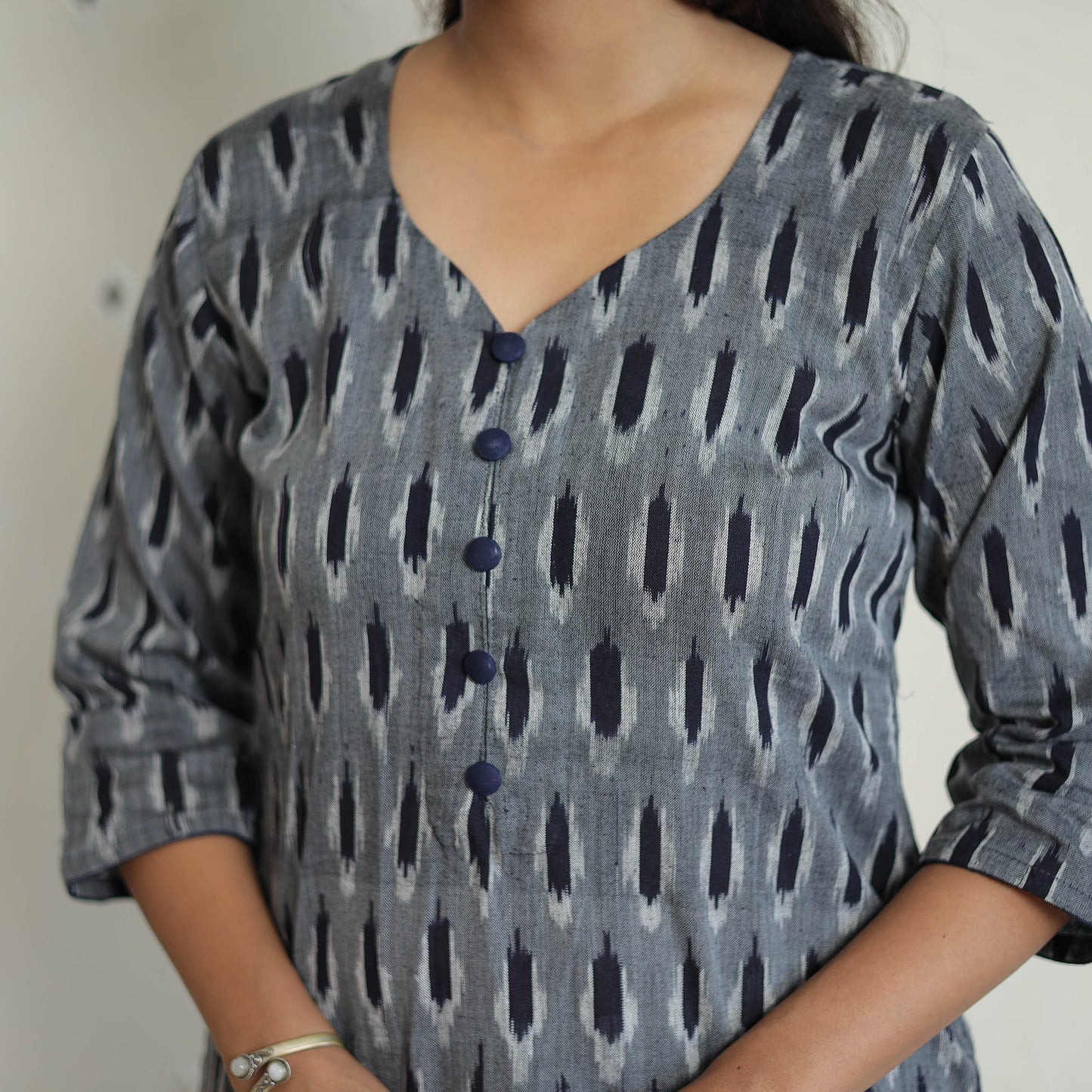  Grey Handloom Cotton Pochampally Ikat Kurta Set 