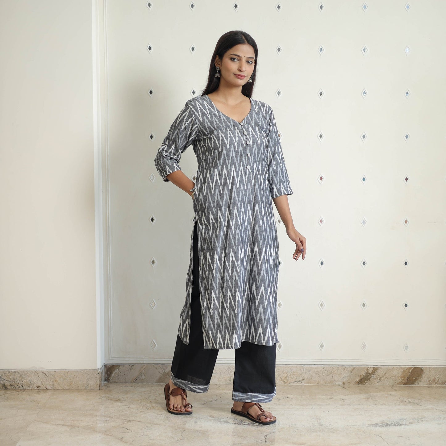  Grey Handloom Cotton Pochampally Ikat Kurta Set 
