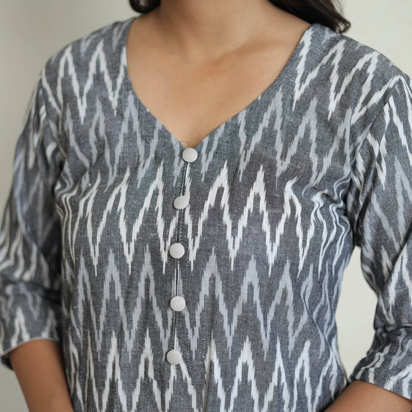  Grey Handloom Cotton Pochampally Ikat Kurta Set 