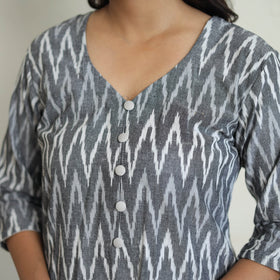  Grey Handloom Cotton Pochampally Ikat Kurta Set 