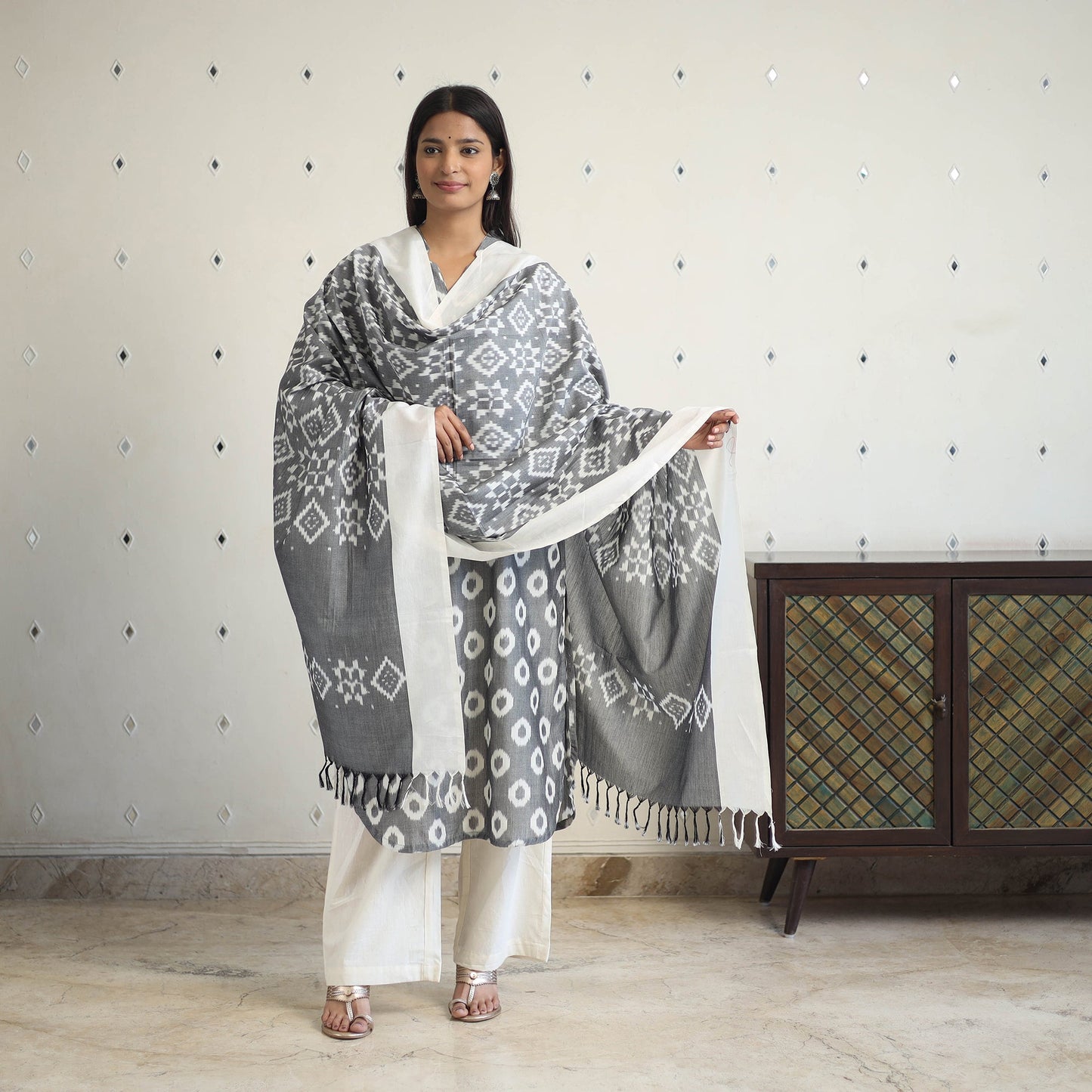 Grey - handloom cotton pochampally ikat kurta set (set