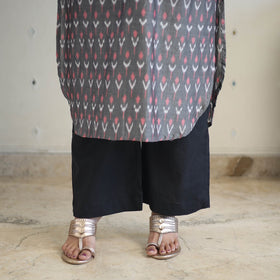 Grey Handloom Cotton Pochampally Ikat Kurta Set (Set of 3)