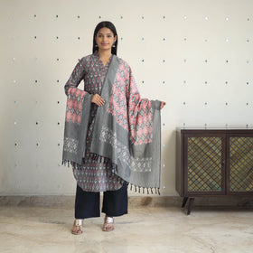 Grey Handloom Cotton Pochampally Ikat Kurta Set (Set of 3)