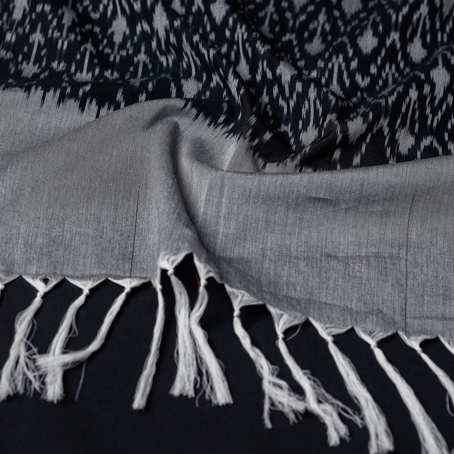 Buy Handloom Cotton Pochampally Ikat Stole